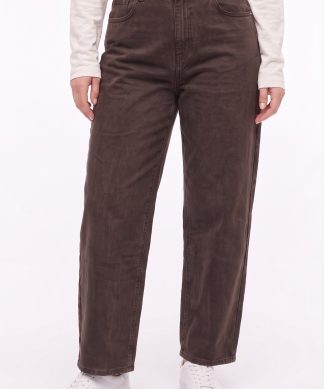 Pantalón Coffee estilo Mom